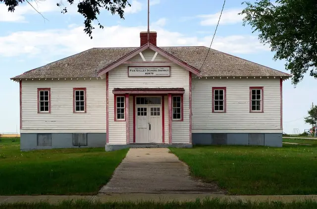 Fox Valley School District No. 2879 schoolhouse